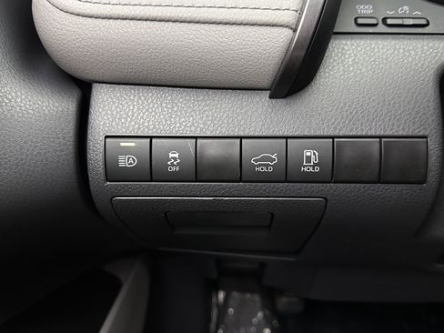 Used 2023 Toyota Camry LE image 22