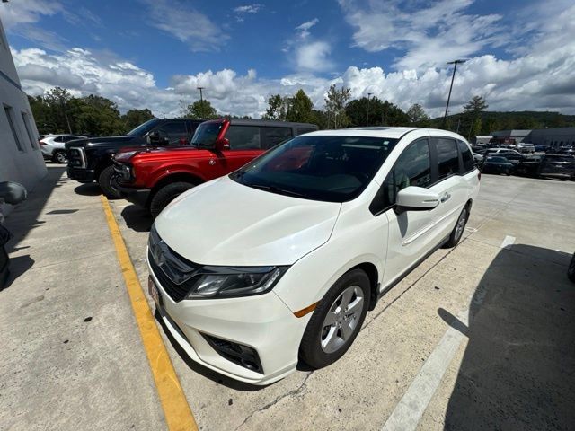Used 2018 Honda Odyssey EX-L image 3