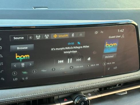 Used 2023 Nissan Ariya FWD image 26