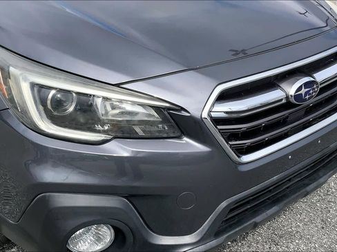 Used 2019 Subaru Outback 2.5i Premium image 29