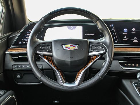 Used 2023 Cadillac Escalade ESV Premium Luxury AWD/4WD image 31