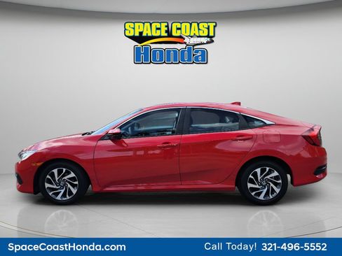 Certified 2018 Honda Civic EX image 9