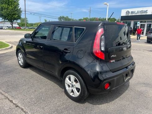 Used 2019 Kia Soul w/ Convenience Package FWD image 7
