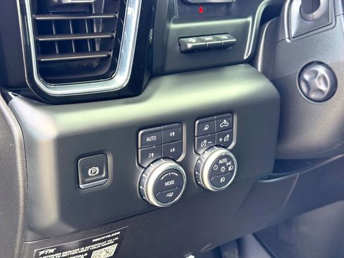 Used 2024 GMC Sierra 1500 Denali w/ Denali Reserve Package image 16