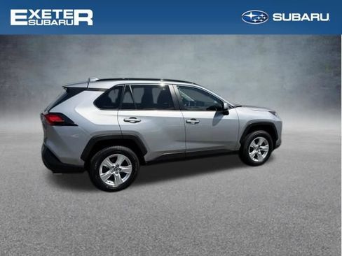 Used 2021 Toyota RAV4 XLE w/ Convenience Package AWD/4WD image 4