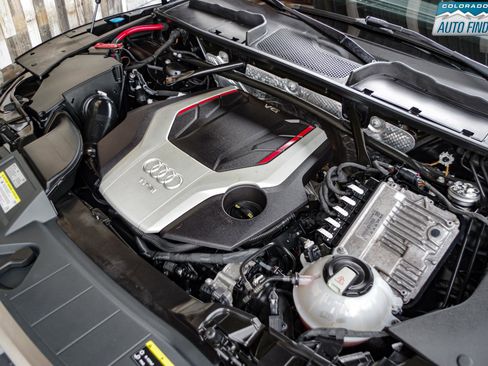 Used 2018 Audi SQ5 Prestige w/ Prestige Package image 27