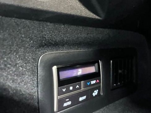 Used 2022 Lexus RX 350L FWD w/ Premium Package image 15