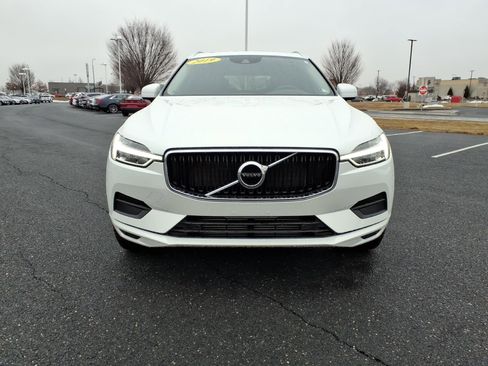 Used 2019 Volvo XC60 T5 Momentum w/ Premium Package image 2