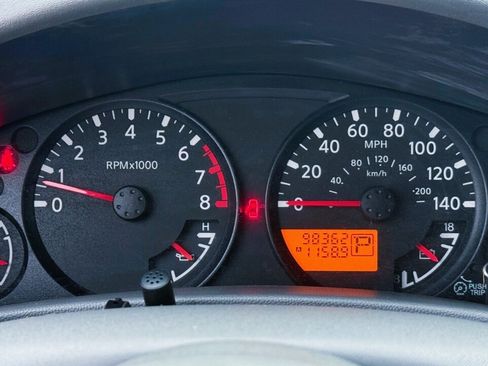Used 2007 Nissan Frontier SE w/ SE Value Truck Pkg RWD image 7
