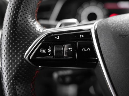 Used 2021 Audi RS 6 w/ Carbon Optic Package AWD/4WD image 15