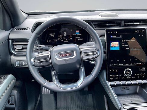 Used 2026 GMC Terrain AT4 w/ Convenience Package III AWD/4WD image 6