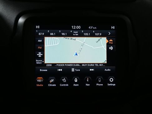 Used 2022 Jeep Renegade Limited w/ Sun, Sound & Wheels Group image 21