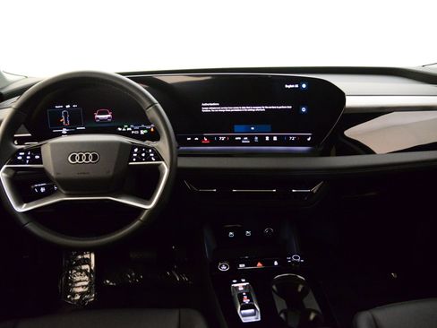 Certified 2025 Audi Q6 e-tron Premium w/ Convenience Package image 13