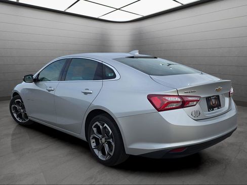 Used 2022 Chevrolet Malibu LT image 8