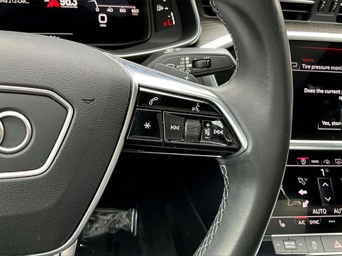 Used 2022 Audi A6 2.0T Premium image 12