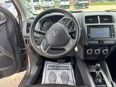 Used 2019 Mitsubishi Outlander Sport ES FWD image 14