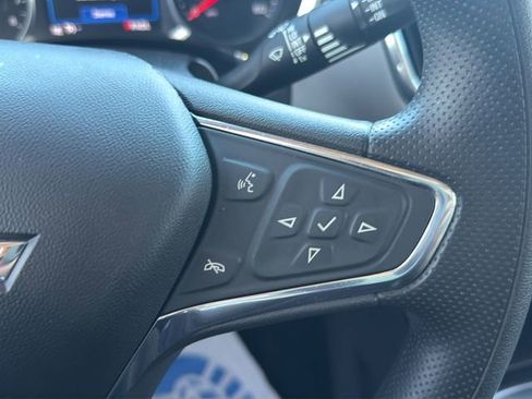 Used 2020 Chevrolet Equinox LT image 22