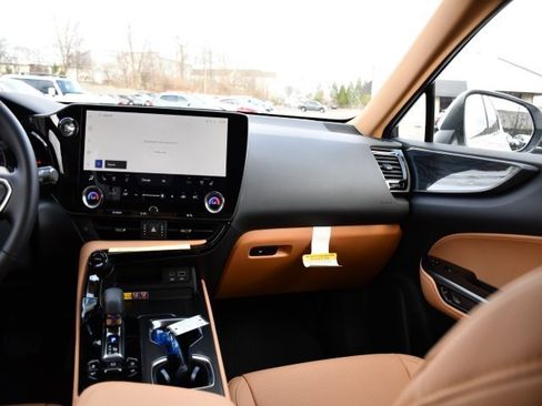 New 2026 Lexus NX 350 AWD w/ Premium Package image 18