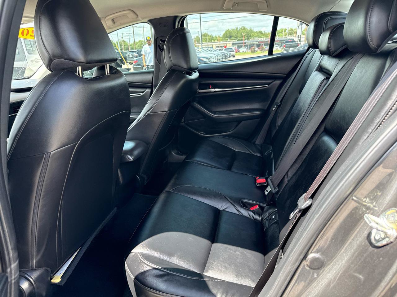 Used 2020 MAZDA MAZDA3 Sedan w/ Select Package FWD image 13