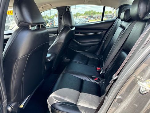 Used 2020 MAZDA MAZDA3 Sedan w/ Select Package FWD image 13