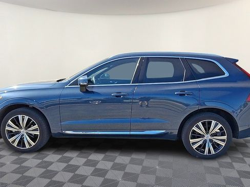 Used 2023 Volvo XC60 B5 Plus w/ Climate Package AWD/4WD image 5