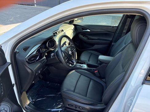 Used 2023 Buick Encore GX Essence w/ Advanced Technology Package image 9