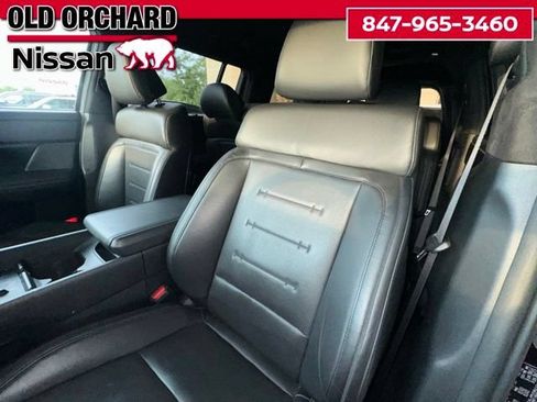 Used 2024 Hyundai Santa Fe Calligraphy AWD/4WD image 12