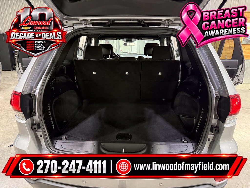 Used 2021 Jeep Grand Cherokee Laredo AWD/4WD image 23