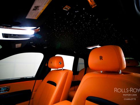 Certified 2023 Rolls-Royce Cullinan Black Badge AWD/4WD image 12