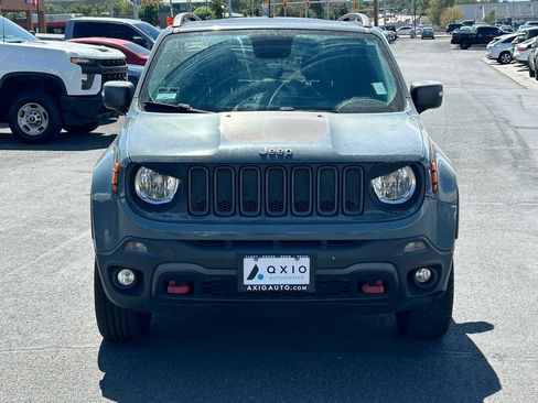 Used 2016 Jeep Renegade Trailhawk w/ Premium Trailhawk Package AWD/4WD image 10