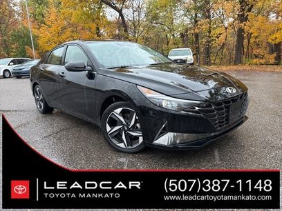 Used 2022 Hyundai Elantra Limited w/ Winter Weather Package