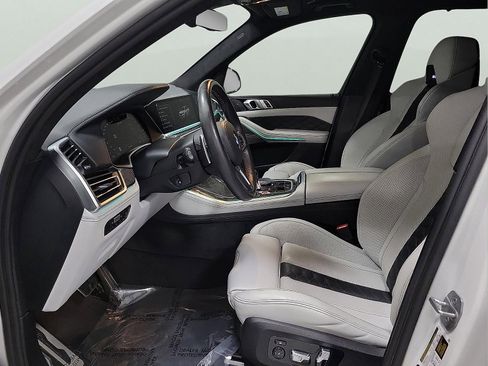 Used 2022 BMW X5 M w/ Executive Package image 12