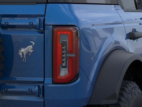 New 2025 Ford Bronco Badlands image 23