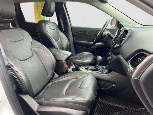 Used 2021 Jeep Cherokee Limited image 15