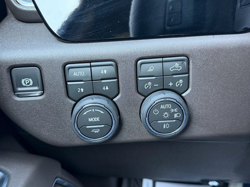 New 2026 Chevrolet Silverado 1500 LTZ AWD/4WD image 6