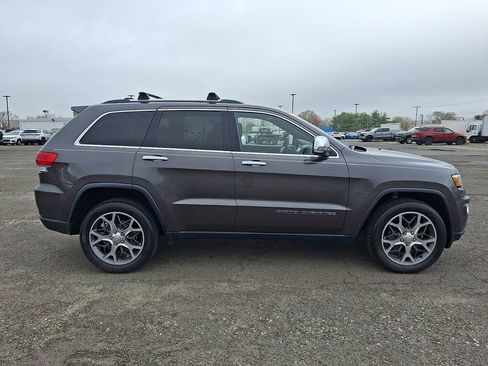 Used 2019 Jeep Grand Cherokee Limited image 13
