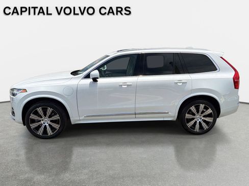 Certified 2024 Volvo XC90 T8 Core AWD/4WD image 8