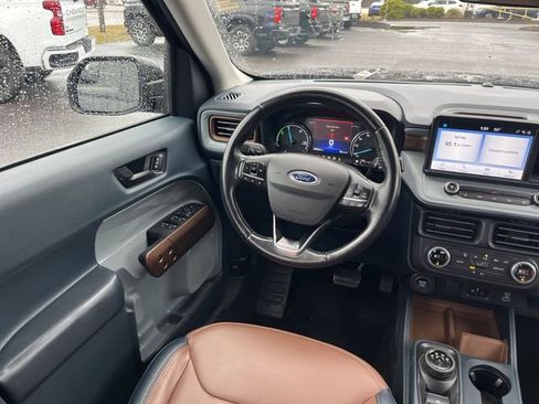 Used 2022 Ford Maverick Lariat image 7