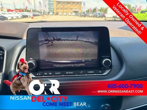 Used 2023 Nissan Rogue SV FWD image 23