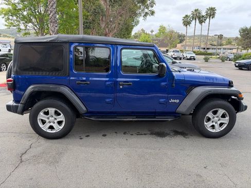 Used 2020 Jeep Wrangler Unlimited Sport S image 17