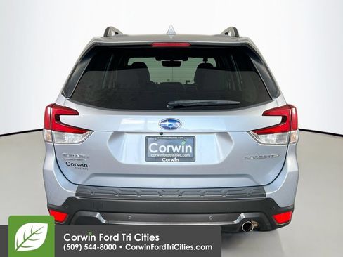 Used 2020 Subaru Forester Limited w/ Popular Package #3 AWD/4WD image 14