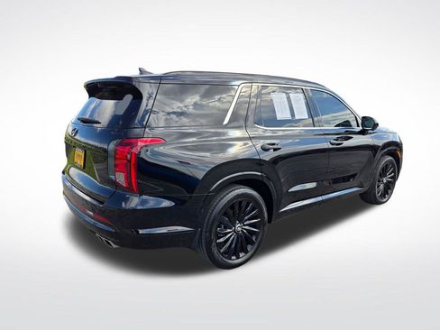 Used 2025 Hyundai Palisade Calligraphy AWD/4WD image 3