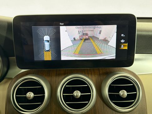 Used 2022 Mercedes-Benz GLC 300 4MATIC image 35