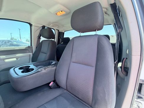 Used 2012 Chevrolet Silverado 3500 W/T AWD/4WD image 24