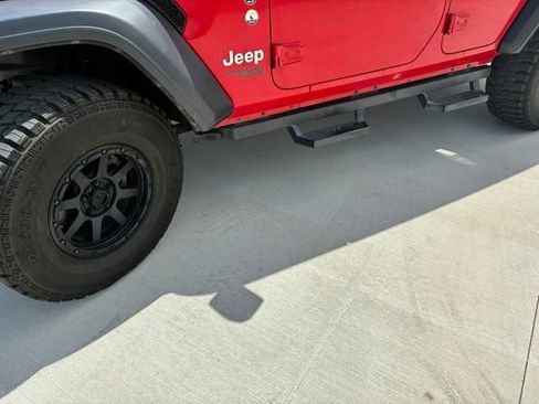 Used 2019 Jeep Wrangler Unlimited Sport AWD/4WD image 8