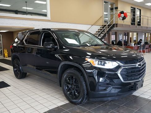 Used 2019 Chevrolet Traverse LS image 18