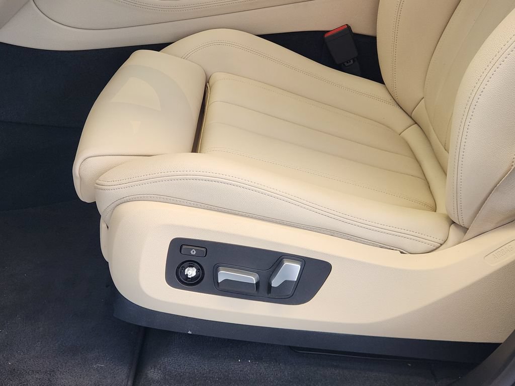 Used 2019 BMW X5 xDrive40i w/ Premium Package 2 AWD/4WD image 23