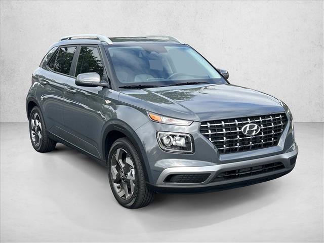Used 2026 Hyundai Venue SEL FWD image 3
