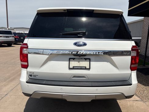 Used 2021 Ford Expedition Max XLT AWD/4WD image 12