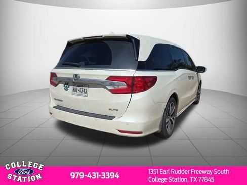 Used 2019 Honda Odyssey Elite image 4